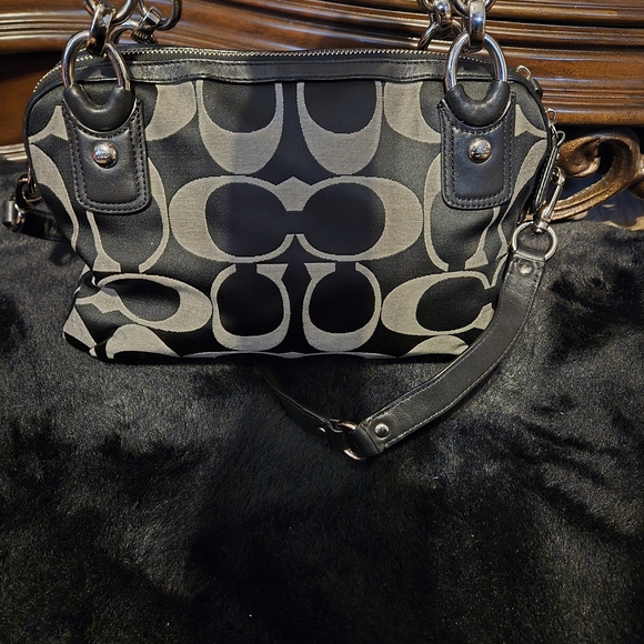 Coach Kristen Double Zip Signature Satchel - Picture 6 of 12